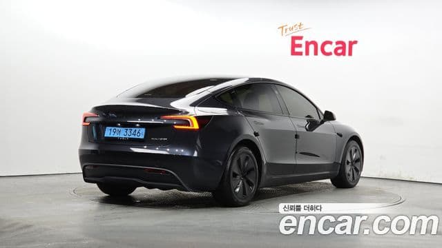 Tesla модель 3 Long Range AWD, 2025 2