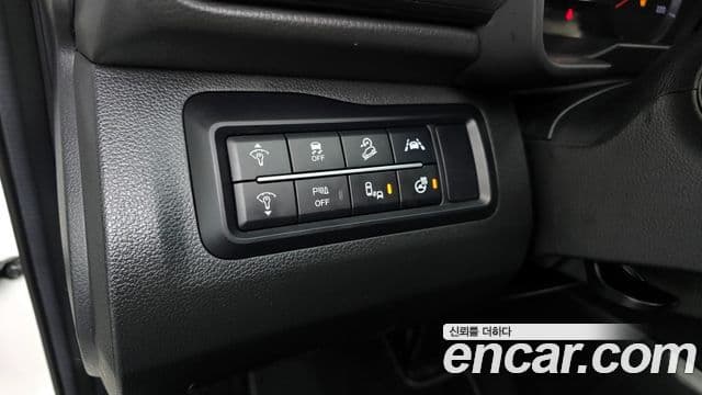 KG모빌리티(SsangYong) The / новый New Tivoli V3, 2024 13