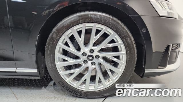 Audi A8 (D5) 55 TFSI Quattro LWB, 2021 все фото