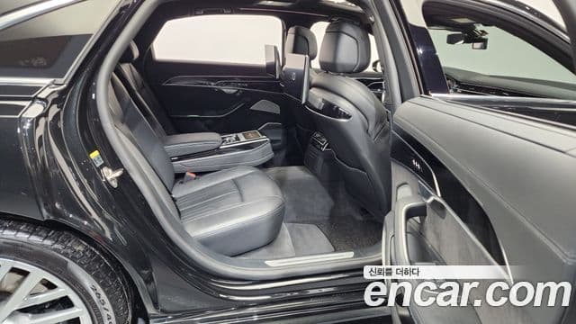 Audi A8 (D5) 55 TFSI Quattro LWB, 2021 12