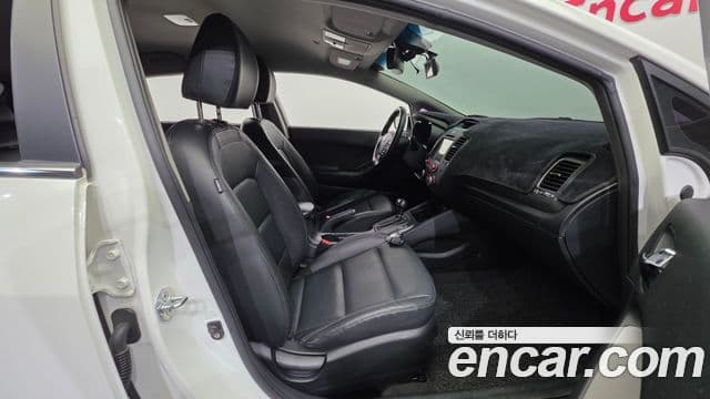 Kia K3 Euro Noblesse, 2014 10