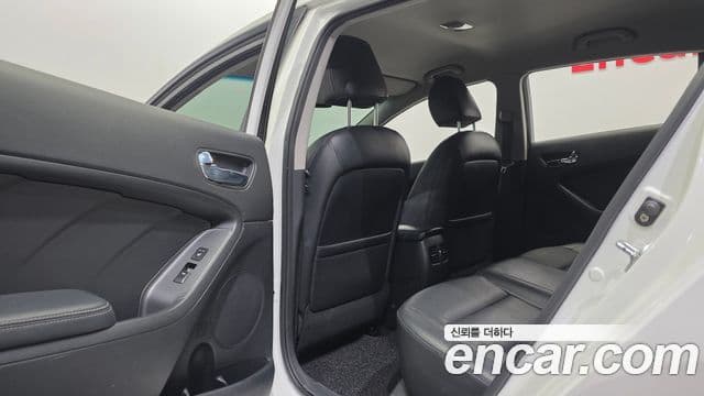 Kia K3 Euro Noblesse, 2014 17