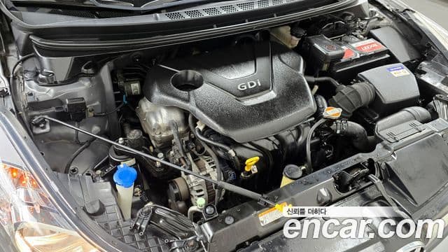 Hyundai Avante MD M16 GDI top, 2011 6