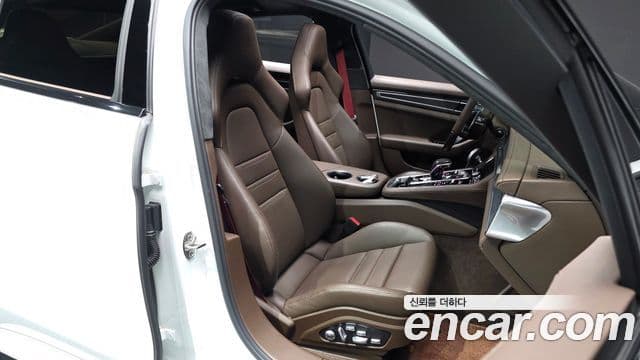 Porsche Panamera (971) 4.0 GTS, 2020 10