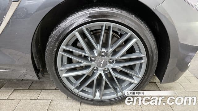 Genesis G70 Supreme, 2018 все фото