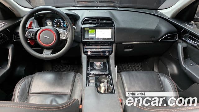 Jaguar F-PACE Prestige, 2017 7