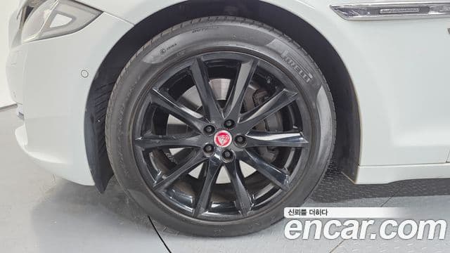 Jaguar All New XJ X351, 2016 все фото