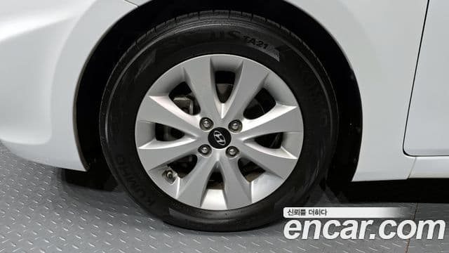 Hyundai Accent(новый кузов / новое поколение) Modern, 2016 все фото