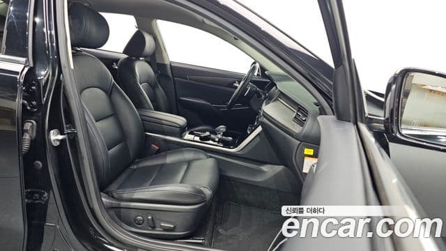 Kia K7 Premier гибрид Prestige, 2021 11