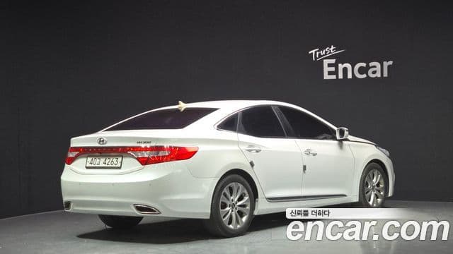 Hyundai Grandeur HG Executive, 2012 2