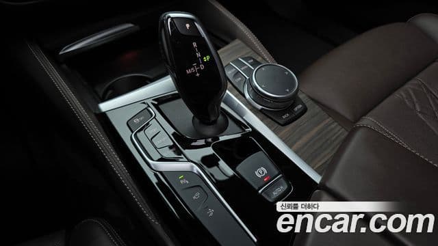 BMW 6시리즈 GT (G32) Luxury, 2020 9