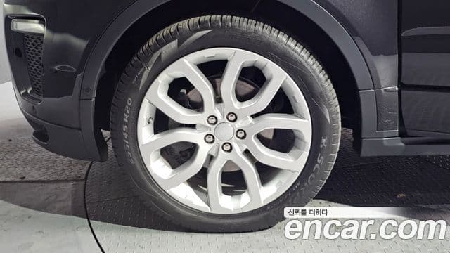 Land Rover Range Rover Evoque 2.0 TD4 HSE Dynamic, 2016 все фото