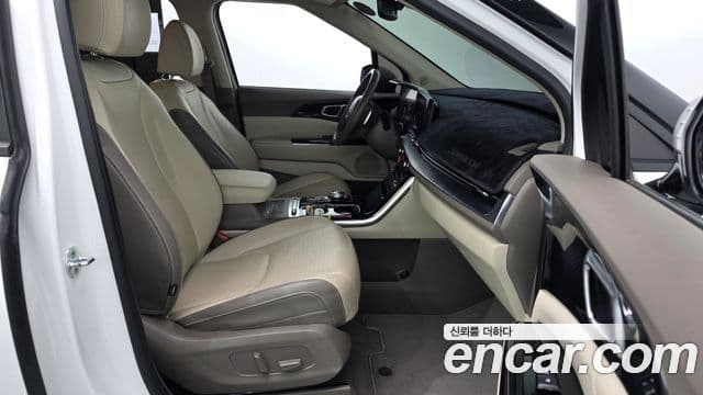Kia Carnival 4세대 Signature, 2023 10
