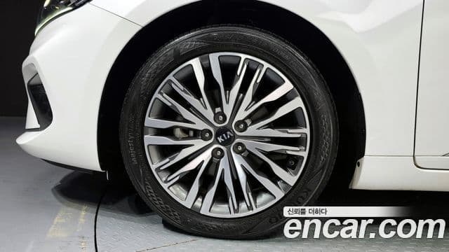 Kia K7 Premier гибрид Signature, 2020 все фото