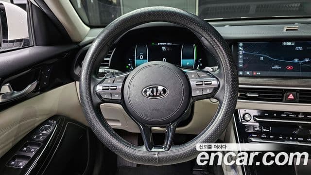 Kia K7 Premier гибрид Signature, 2020 13