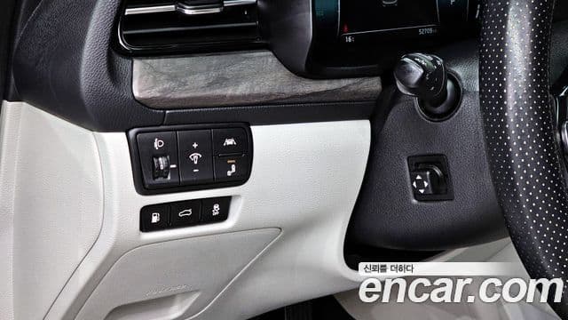 Kia K7 Premier гибрид Signature, 2020 14