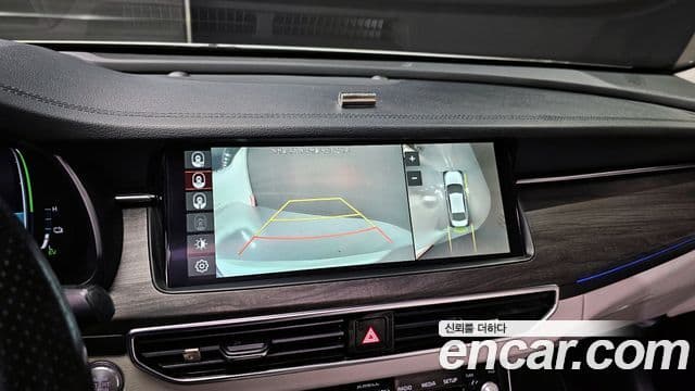 Kia K7 Premier гибрид Signature, 2020 17