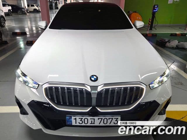 BMW 5시리즈 (G60) 520i M Sport, 2026 1