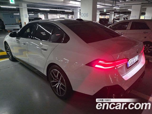 BMW 5시리즈 (G60) 520i M Sport, 2026 3