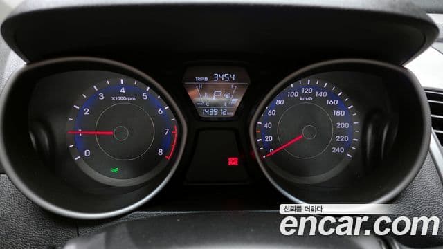 Hyundai The / новый New Avante 빌트인캠2 — базовая версия - Built-in Cam 2, 2014 8