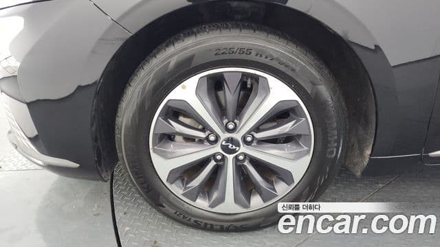 Kia K8 гибрид Noblesse Light, 2022 все фото