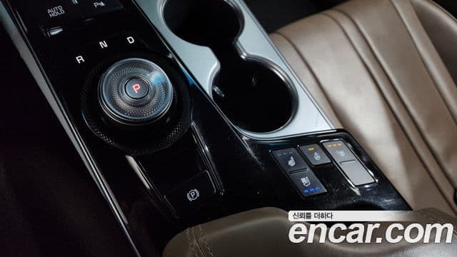 Kia K8 гибрид Noblesse Light, 2022 9