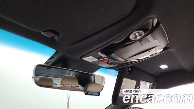 Kia K8 гибрид Noblesse Light, 2022 18