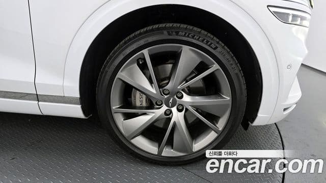 Genesis GV70, 2023 все фото