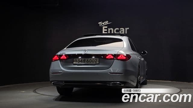 Mercedes-Benz E-класс W214 Avantgarde, 2024 4