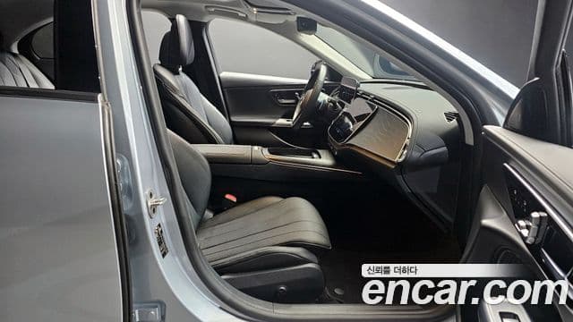 Mercedes-Benz E-класс W214 Avantgarde, 2024 11