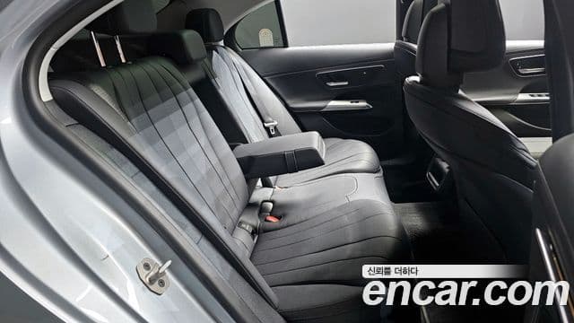 Mercedes-Benz E-класс W214 Avantgarde, 2024 12