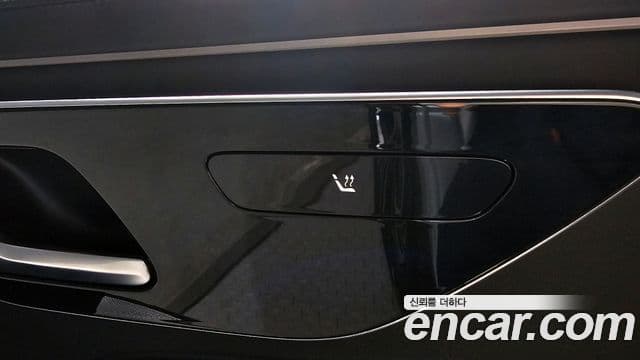 Mercedes-Benz E-класс W214 Avantgarde, 2024 18