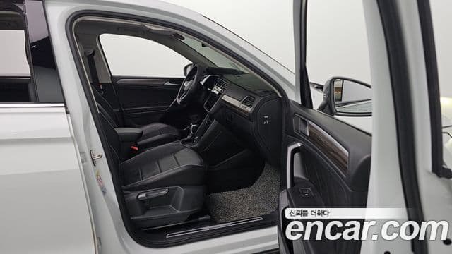 Volkswagen Tiguan Allspace Prestige, 2023 17