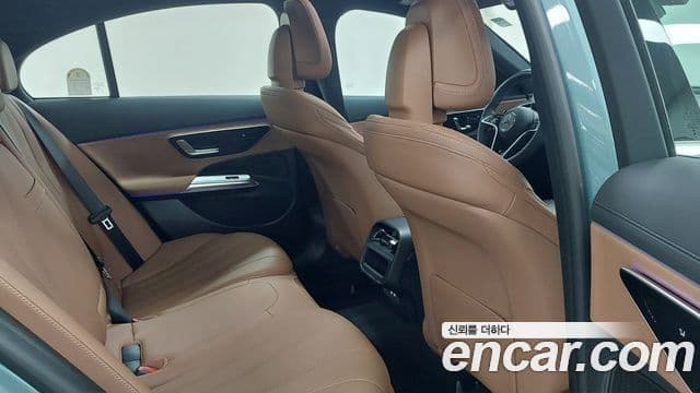 Mercedes-Benz E-класс W214 Avantgarde, 2025 10