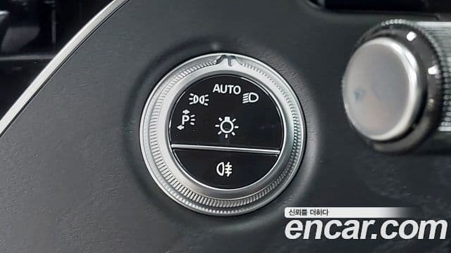 Mercedes-Benz E-класс W214 Avantgarde, 2025 20