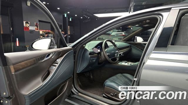 Genesis G80 (RG3) бензин 2.5 турбо 2WD, 2021 10
