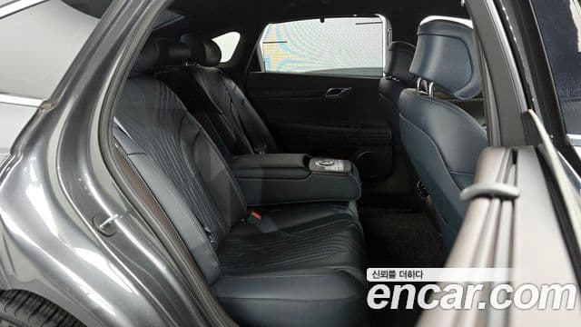 Genesis G80 (RG3) бензин 2.5 турбо 2WD, 2021 12