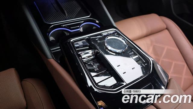 BMW 5시리즈 (G60) 530i xDrive M Sport, 2024 9