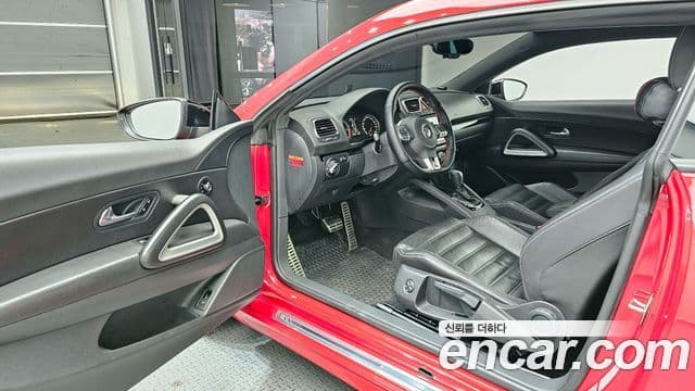 Volkswagen 시로코 2.0 TDI R-Line, 2013 11