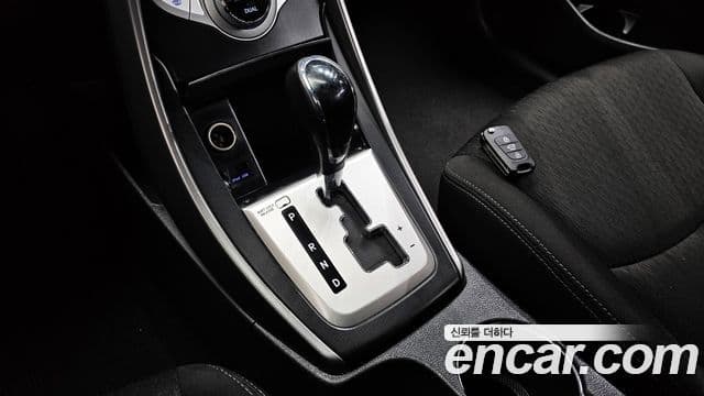 Hyundai Avante MD Luxury, 2011 9