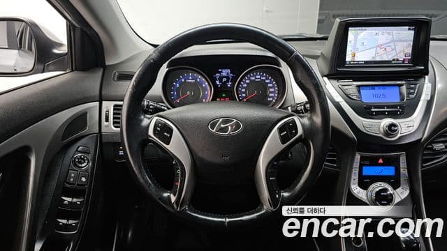 Hyundai Avante MD Luxury, 2011 13