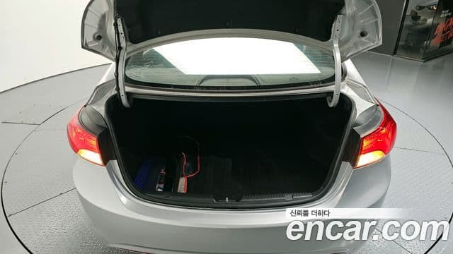 Hyundai Avante MD Luxury, 2011 20