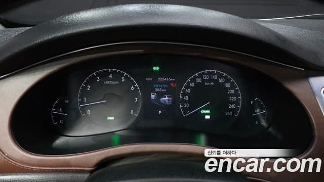 Hyundai Genesis VIP팩, 2012 8