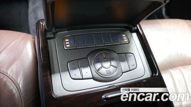 Hyundai Genesis VIP팩, 2012 19