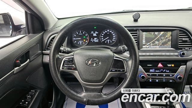Hyundai Avante AD 1.6 GDI Smart, 2017 16