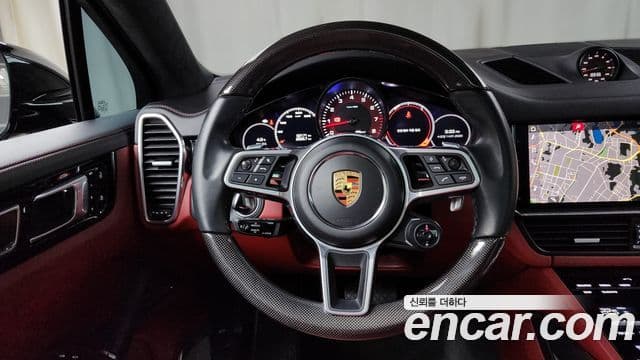 Porsche Cayenne (PO536) 3.0 купе, 2021 13
