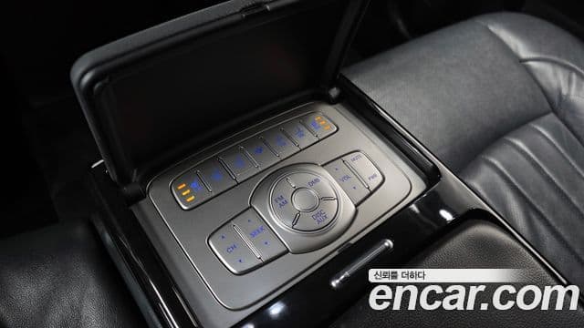 Hyundai Genesis VIP팩, 2012 19