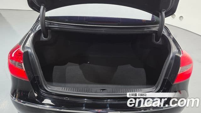 Hyundai Genesis VIP팩, 2012 20