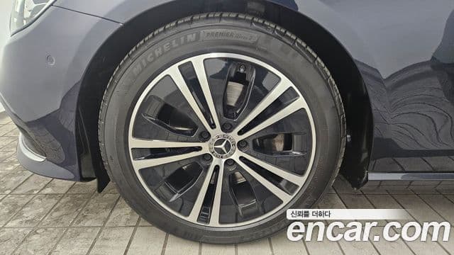 Mercedes-Benz E-класс W213 Avantgarde, 2022 все фото