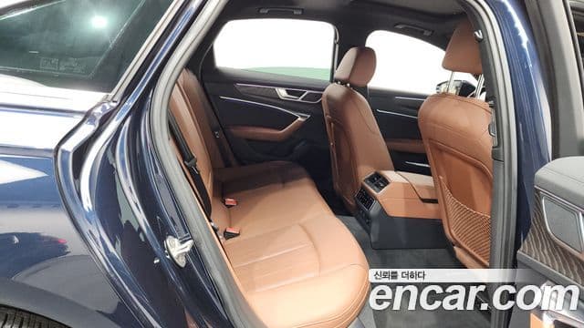 Audi A6 (C8) Premium, 2023 12